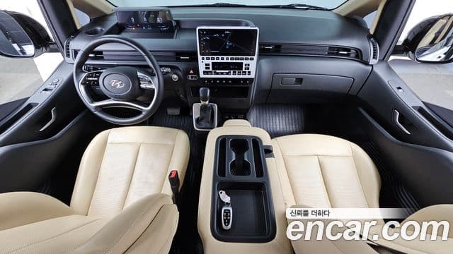 Hyundai Staria Modern, 2024 7