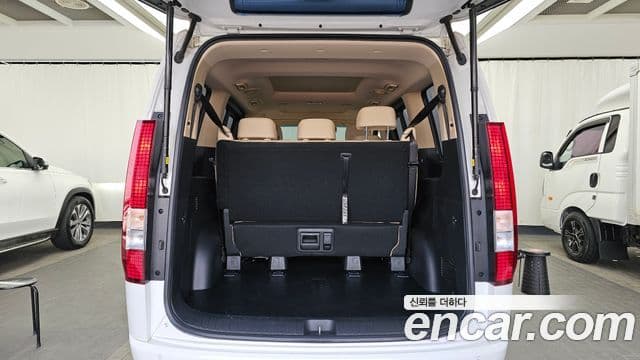Hyundai Staria Modern, 2024 20