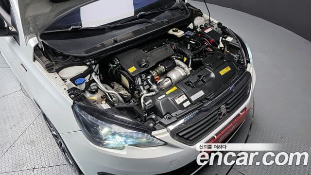 Peugeot 308 2세대 1.6 BlueHDi GT Line, 2018 6
