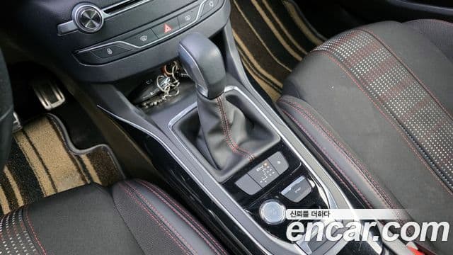 Peugeot 308 2세대 1.6 BlueHDi GT Line, 2018 9