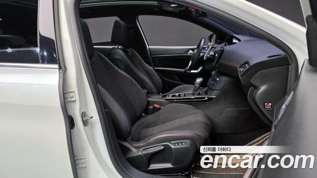 Peugeot 308 2세대 1.6 BlueHDi GT Line, 2018 10