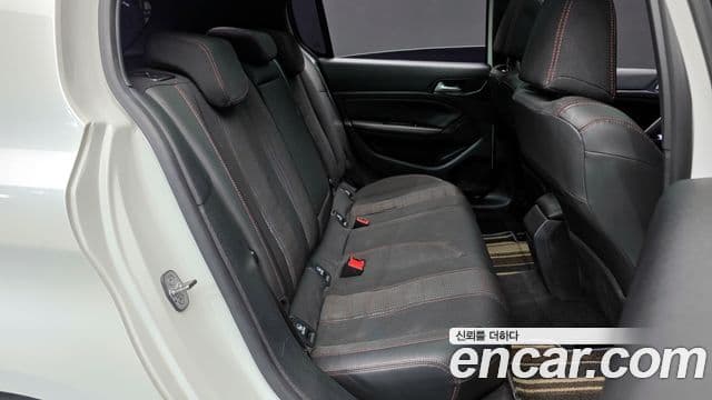 Peugeot 308 2세대 1.6 BlueHDi GT Line, 2018 12