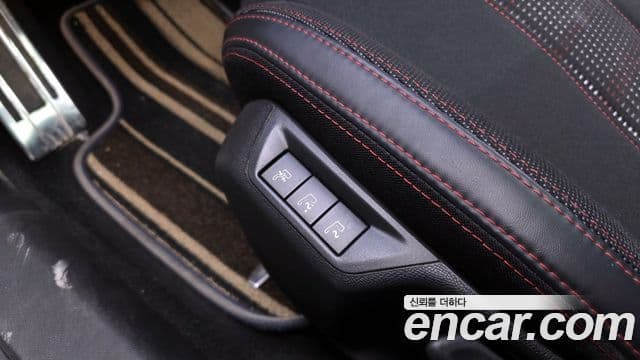 Peugeot 308 2세대 1.6 BlueHDi GT Line, 2018 18