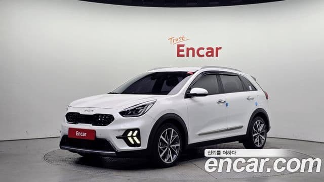 Kia The / новый New Niro Signature, 2022 1