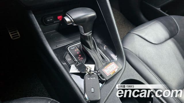 Kia The / новый New Niro Signature, 2022 9