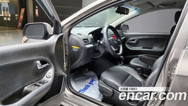 Kia All New Morning Luxury, 2012 11