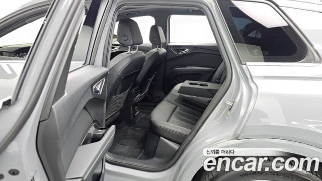 Audi Q4 e-Tron (F4), 2023 12