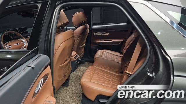 Genesis GV70, 2023 12