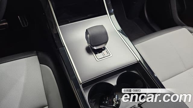 Land Rover Range Rover Velar 2.0 P250 Dynamic SE, 2025 18