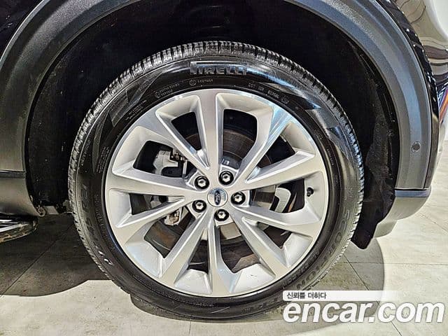 Ford Explorer 6세대 3.0 Platinum 4WD, 2022 все фото