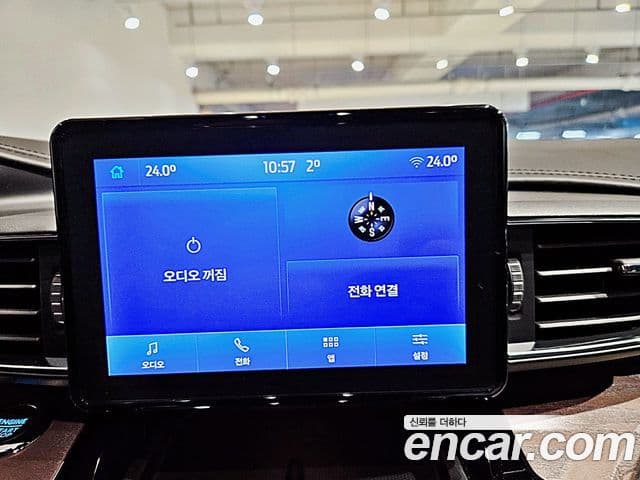 Ford Explorer 6세대 3.0 Platinum 4WD, 2022 13