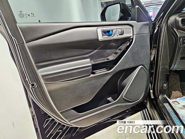 Ford Explorer 6세대 3.0 Platinum 4WD, 2022 15
