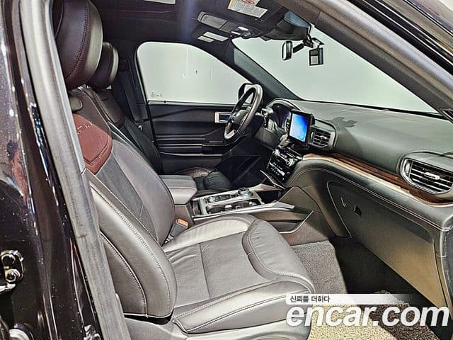 Ford Explorer 6세대 3.0 Platinum 4WD, 2022 17