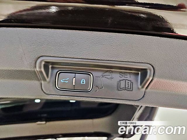 Ford Explorer 6세대 3.0 Platinum 4WD, 2022 19