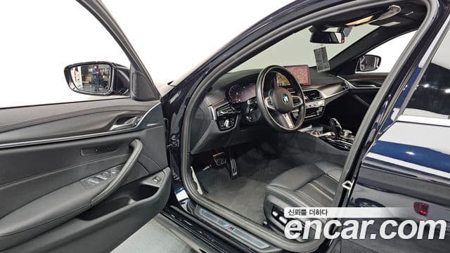 BMW 5시리즈 (G30) 520i M Sport, 2023 9