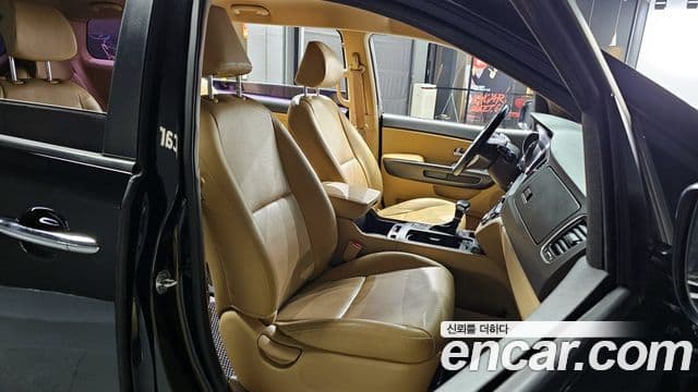 Kia All New Carnival Luxury, 2017 12