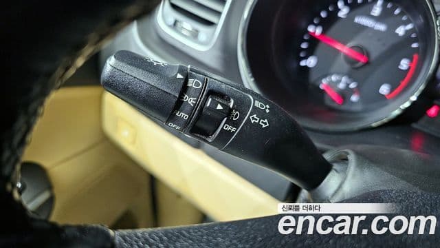 Kia All New Carnival Luxury, 2017 16