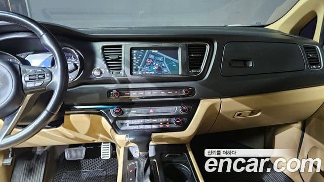 Kia All New Carnival Luxury, 2017 20