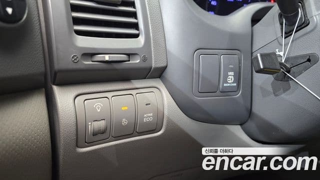 Kia Carnival R топовая версия, 2014 17