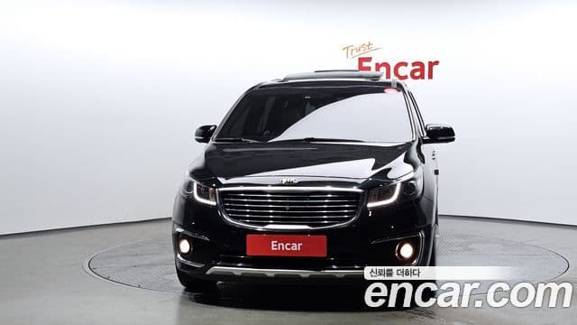 Kia All New Carnival Noblesse, 2015 3