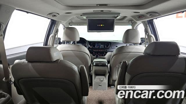 Kia All New Carnival Noblesse, 2015 18