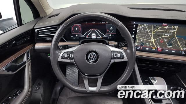 Volkswagen Touareg 3세대 Prestige, 2020 13