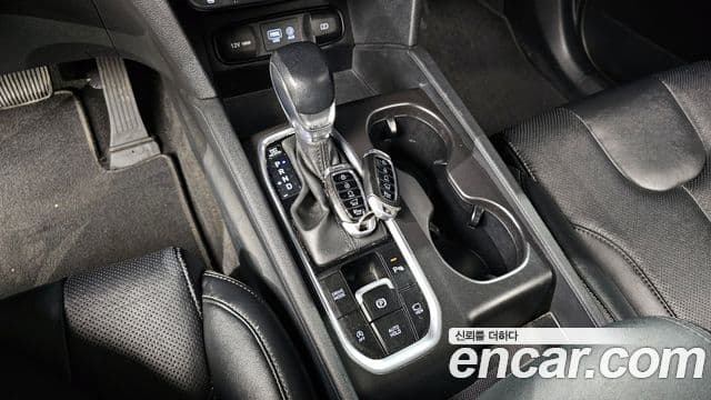 Hyundai Santa Fe TM Exclusive, 2020 9