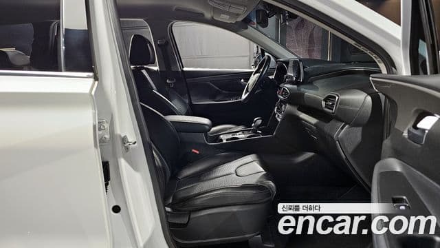 Hyundai Santa Fe TM Exclusive, 2020 11