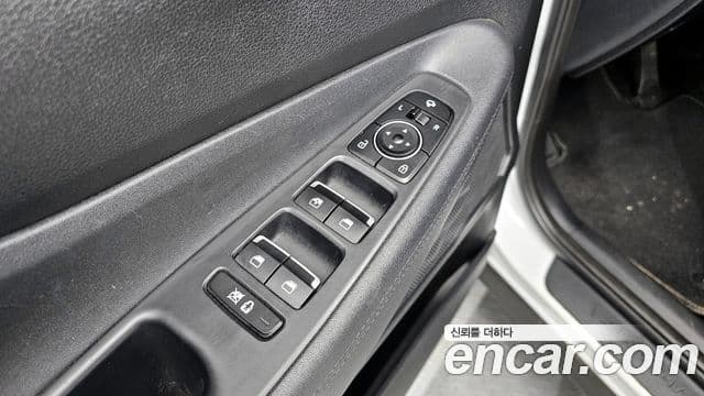 Hyundai Santa Fe TM Exclusive, 2020 16