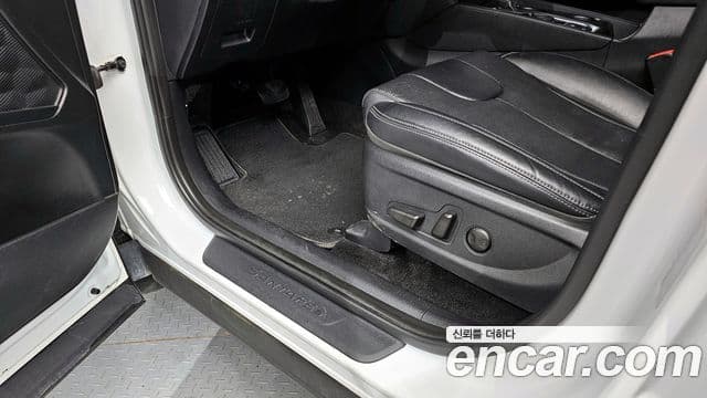 Hyundai Santa Fe TM Exclusive, 2020 17