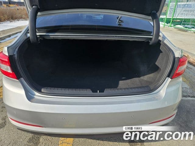 Hyundai LF Sonata Style, 2015 19