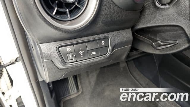 Kia All New K3 Luxury, 2020 15