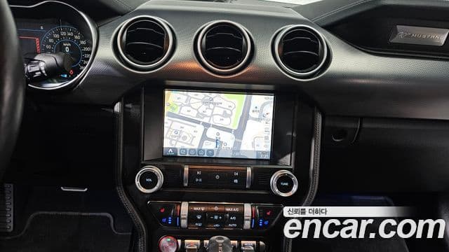 Ford Mustang купе, 2021 14