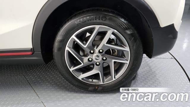 KG모빌리티(SsangYong) Berry New Tivoli R-PLUS белый, 2022 все фото