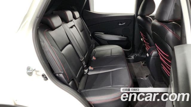 KG모빌리티(SsangYong) Berry New Tivoli R-PLUS белый, 2022 12