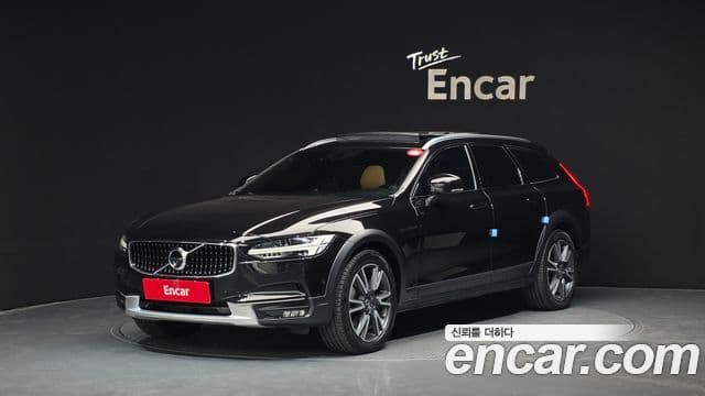 Volvo V90 Cross Country T5 Pro AWD, 2020 1