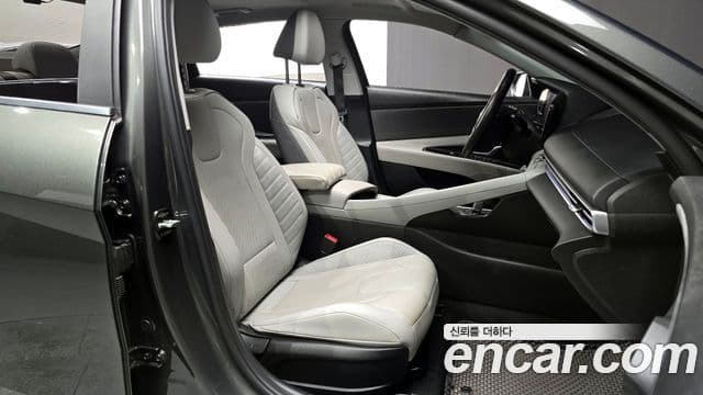 Hyundai Avante (CN7) Inspiration, 2021 10