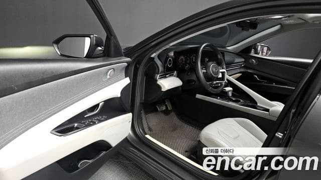 Hyundai Avante (CN7) Inspiration, 2021 11