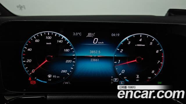 Mercedes-Benz GLA-класс H247 GLA220, 2021 8