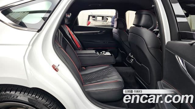 Genesis G80 (RG3) бензин 2.5 турбо 2WD, 2025 12