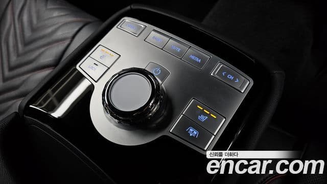 Genesis G80 (RG3) бензин 2.5 турбо 2WD, 2025 19