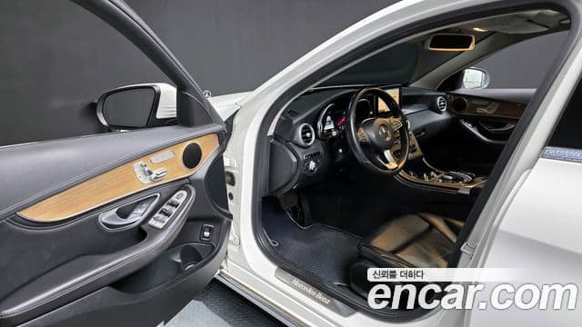 Mercedes-Benz C-класс W205 Exclusive, 2015 10