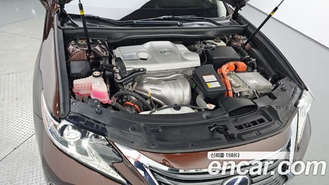 Lexus New ES300h XV60, 2017 6