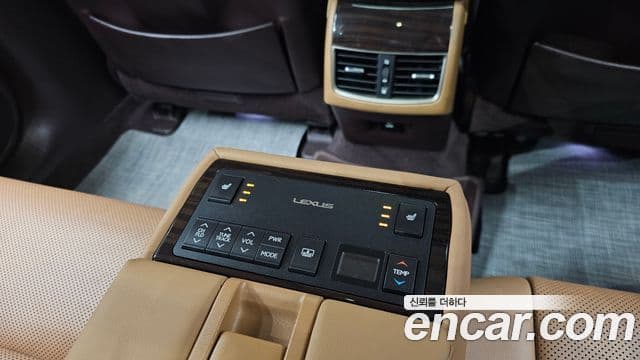 Lexus New ES300h XV60, 2017 19