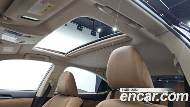 Lexus New ES300h XV60, 2017 20