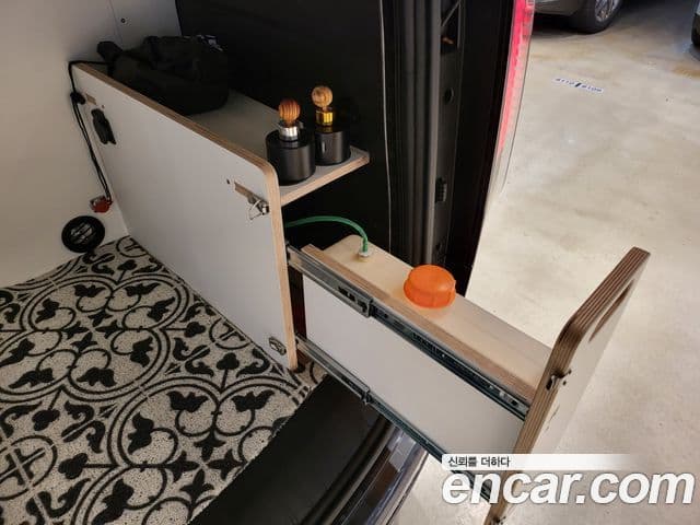 Hyundai Staria L3.5 кемпер, 2024 17