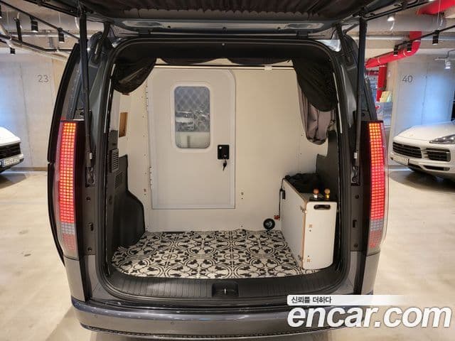 Hyundai Staria L3.5 кемпер, 2024 20