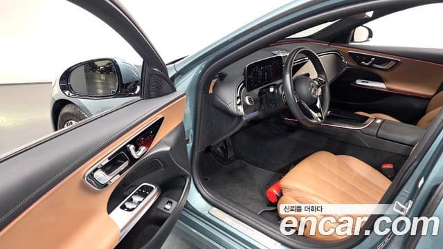 Mercedes-Benz E-класс W214 Avantgarde, 2025 12