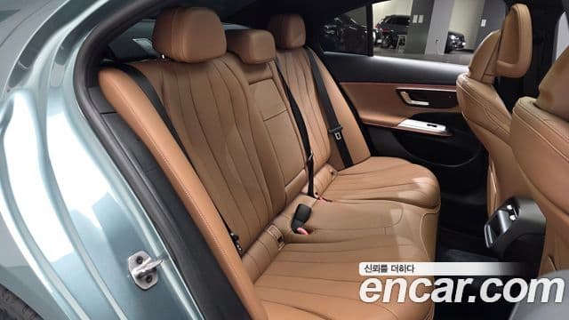 Mercedes-Benz E-класс W214 Avantgarde, 2025 13