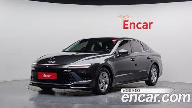 Hyundai Sonata D Edge(DN8) Business 1